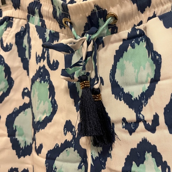 Lilly Pulitzer Piper Pants in Hook You In - Picture 2 of 4